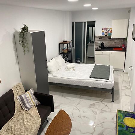 Nirvana Comfort Apartments 2 เทสซาโลนิกิ ภายนอก รูปภาพ